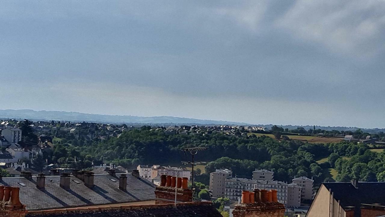 Paraire Rodez Esterno foto